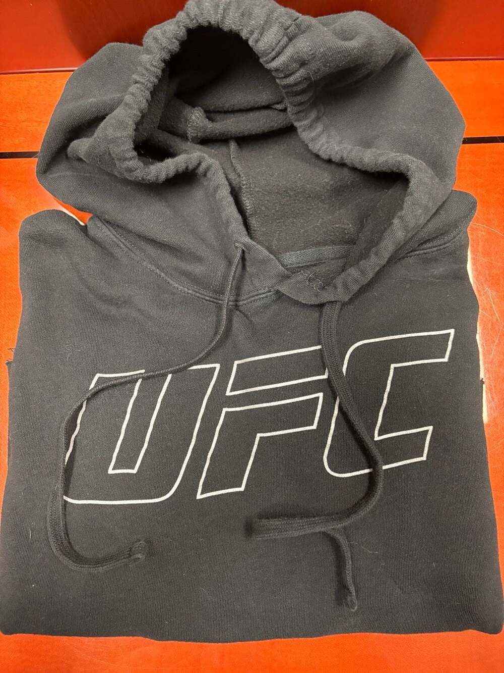 Ufc Logo Hoodie Size L Black Pullover Fleece Long Sleeve